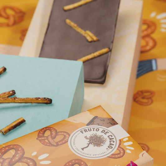 Barra de chocolate 70% con Pretzel